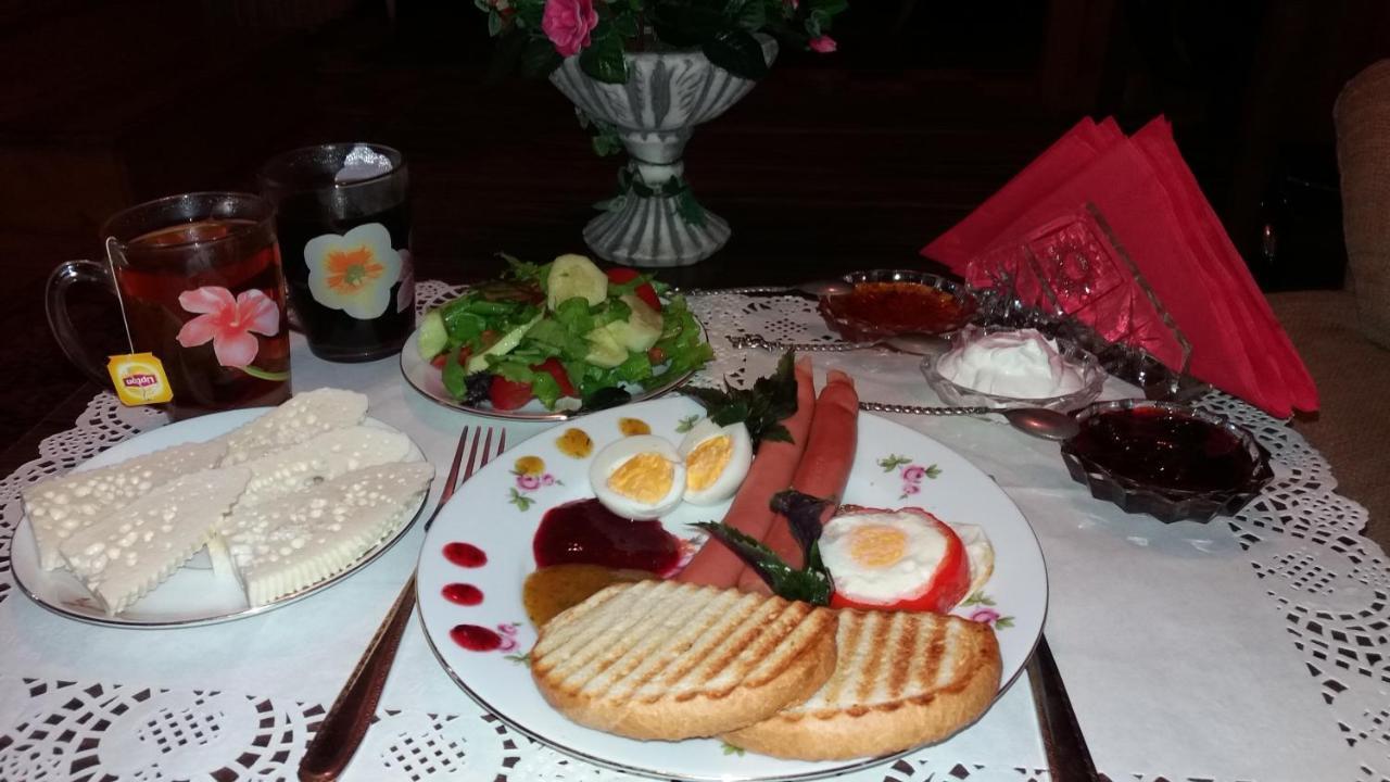Guest House T&N كوتايسي المظهر الخارجي الصورة