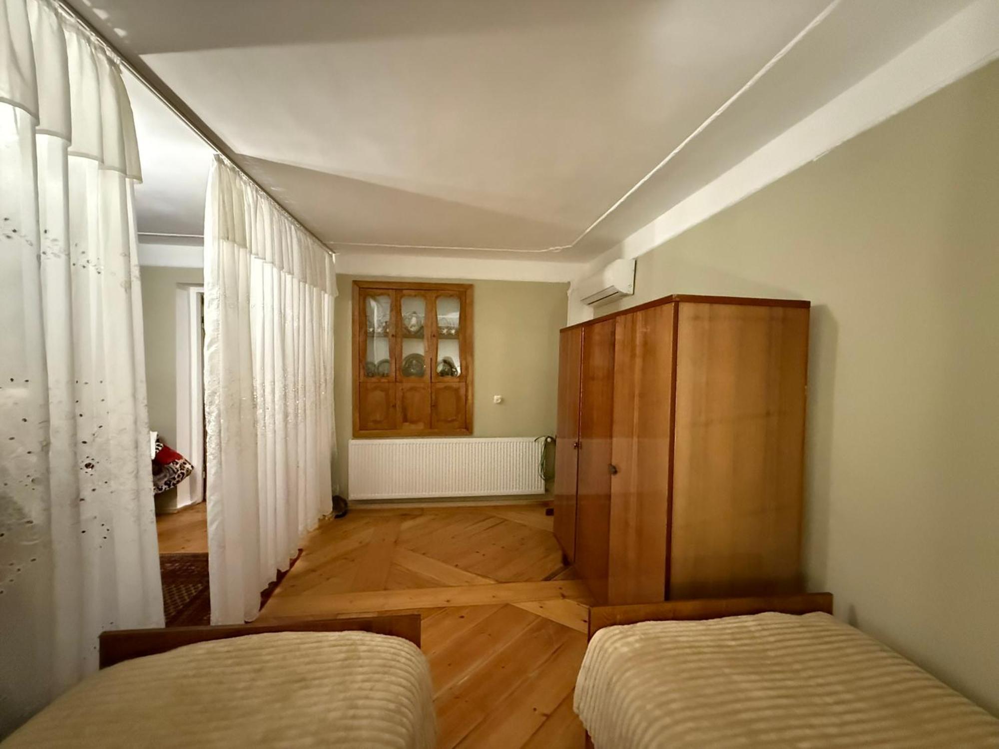 Guest House T&N كوتايسي المظهر الخارجي الصورة