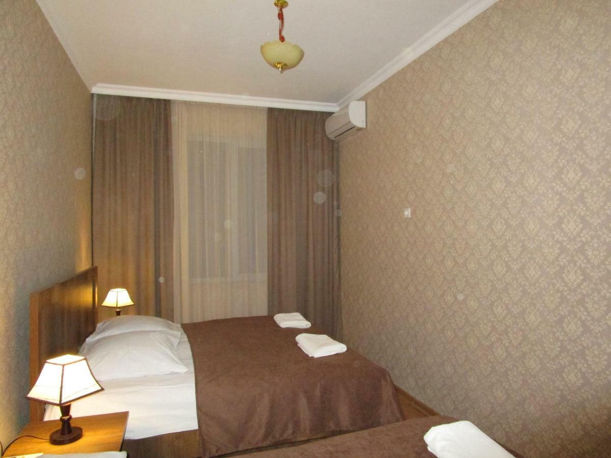 Guest House T&N كوتايسي المظهر الخارجي الصورة