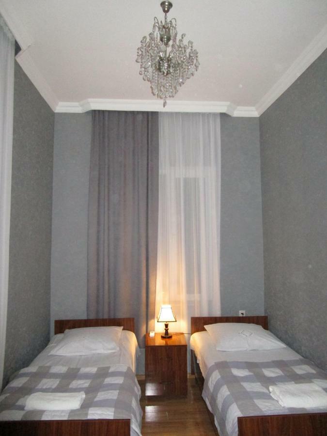 Guest House T&N كوتايسي المظهر الخارجي الصورة