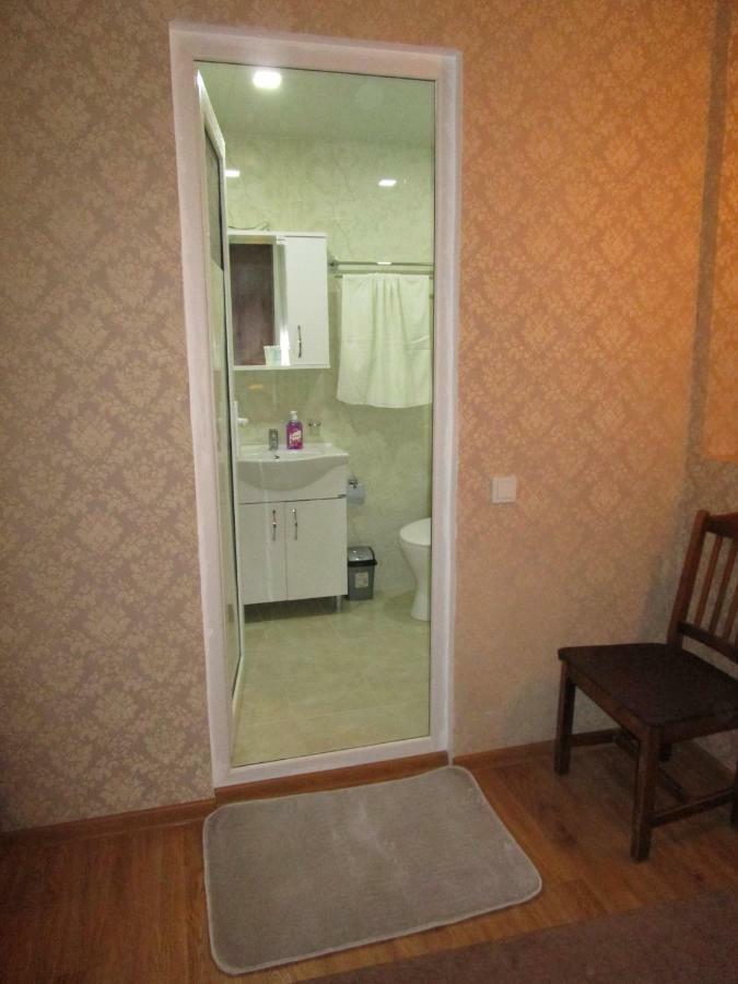 Guest House T&N كوتايسي المظهر الخارجي الصورة
